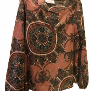 Madelynn boutique brand top/blouse